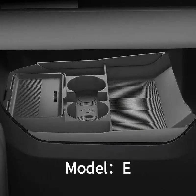 Jetour G700 Charging Silicone Pad Storage Case with Lower Storage Compartment