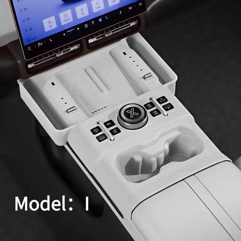 Jetour G700 Charging Silicone Pad Storage Case with Lower Storage Compartment