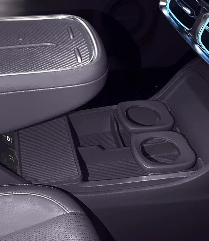 2025 Leapmotor B10 Center Console Storage Box 鈥?Custom Silicone Organizer Tray
