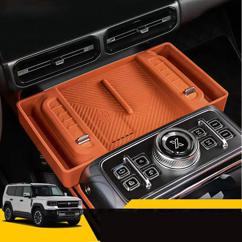 Jetour G700 Charging Silicone Pad Storage Case with Lower Storage Compartment