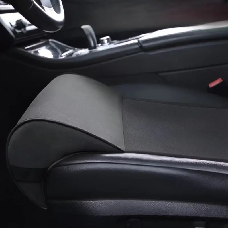小鵬G6 G9 P7 X9 汽車腿部伸展器