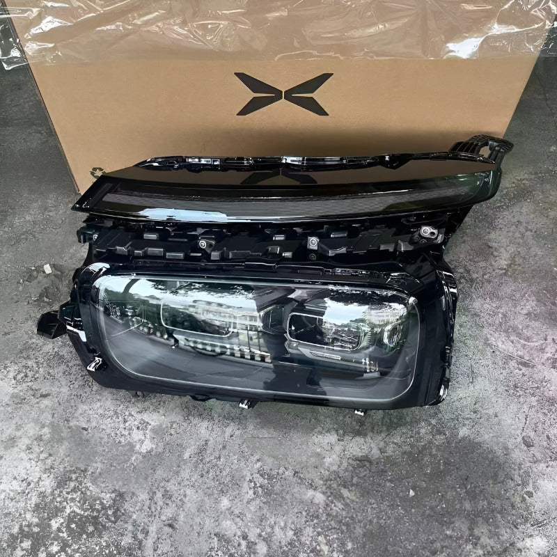 小鵬汽車大燈