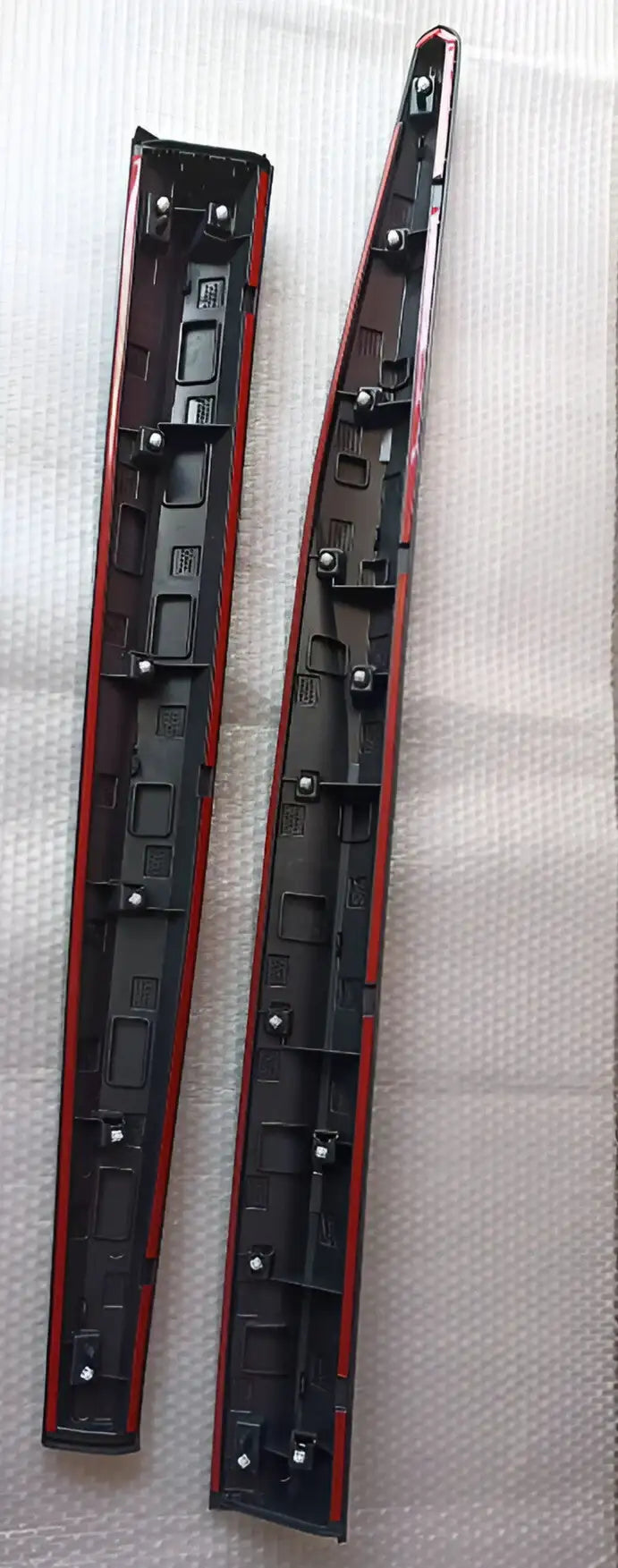 小鵬P7+車門防刮條