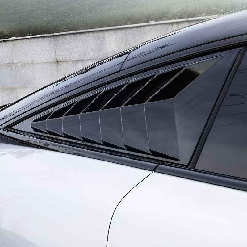 XPeng P7 Rear Window Blinds - Triangular Blinds (2 Pieces)