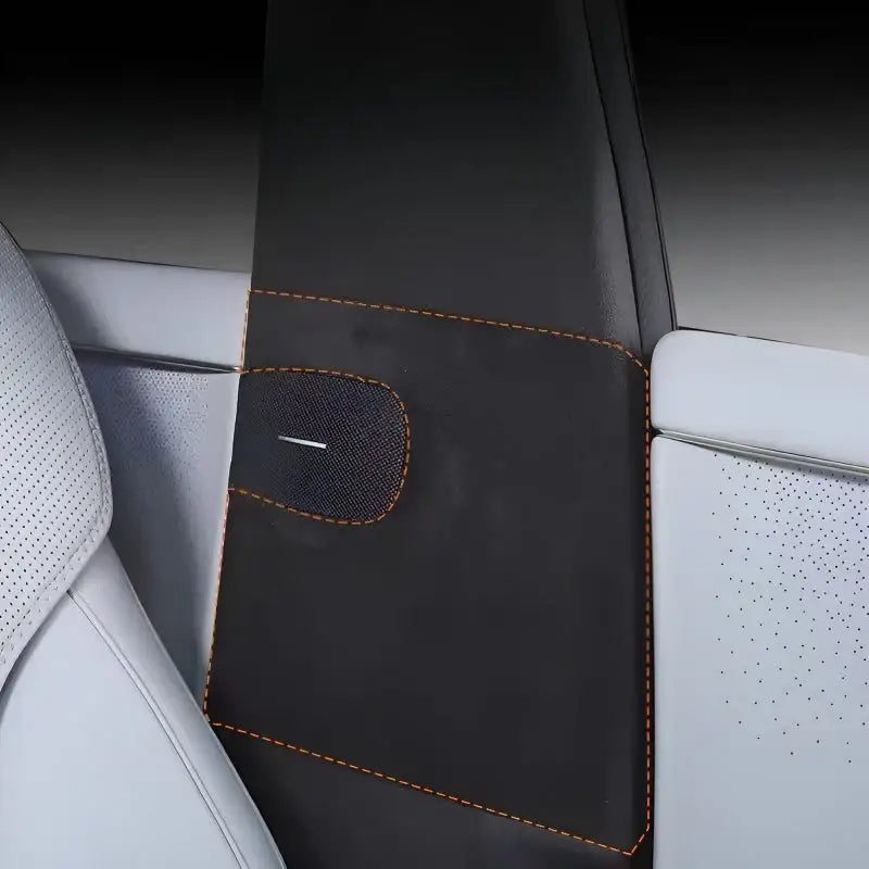 XPeng P7+ B-pillar bumper sticker (2 pec)