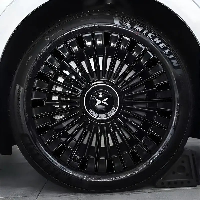 XPeng X9 Hubcap Sticker Blackout Modification