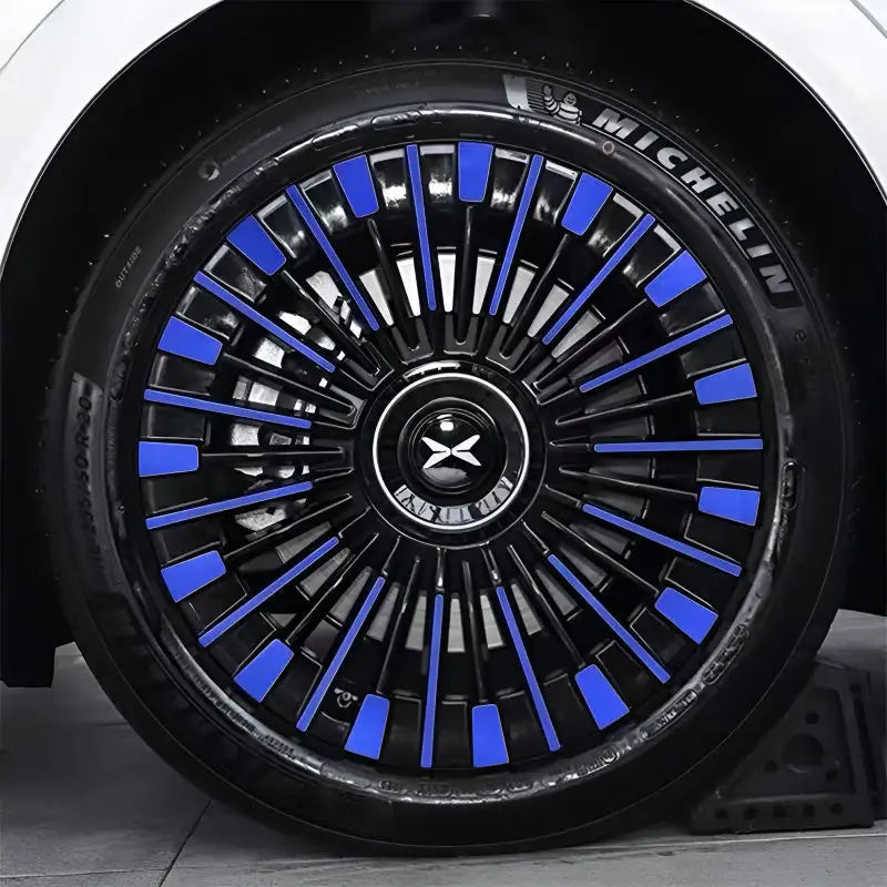 XPeng X9 Hubcap Sticker Blackout Modification