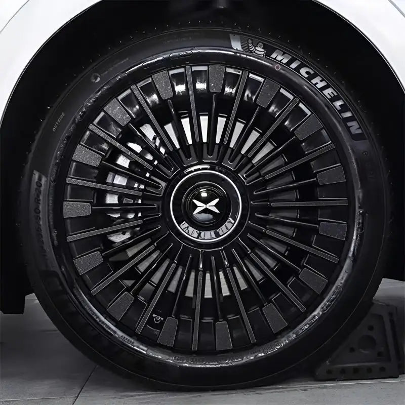 XPeng X9 Hubcap Sticker Blackout Modification