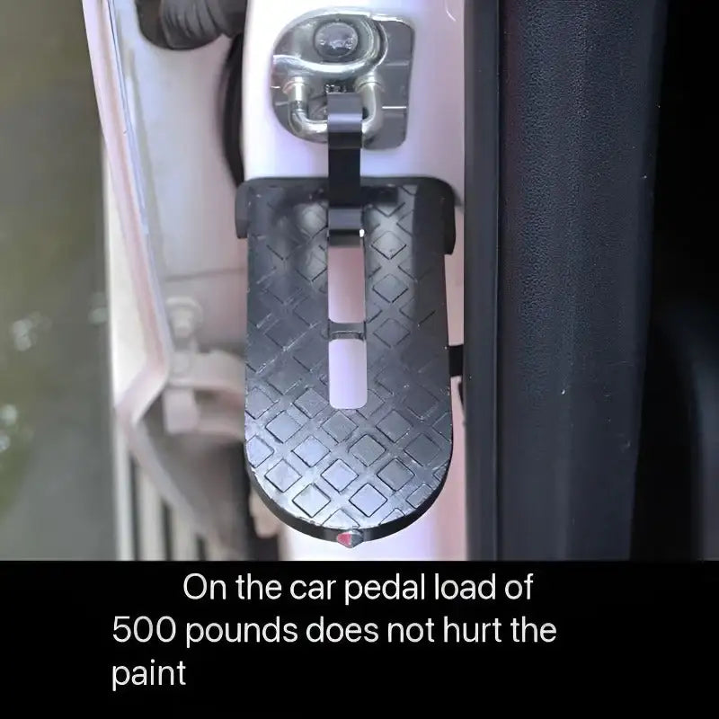 車頂攀爬器腳踏板上的車門鎖