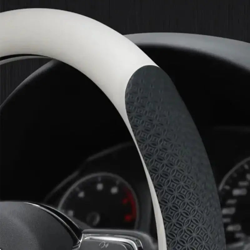 Steering wheel cover breathable non-slip for Chery CHERY9