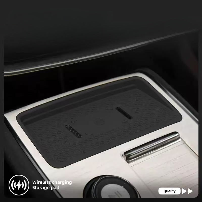 Custom Wireless Charging Anti-Slip Pad for Volvo EX90 -Silicone Storage Mat