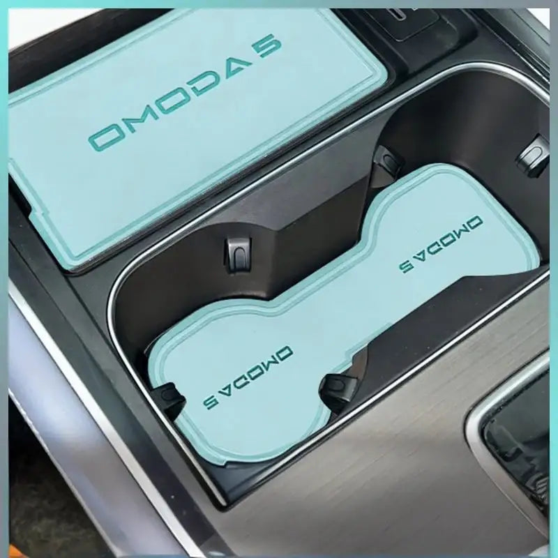 Omoda 汽車防滑墊杯墊