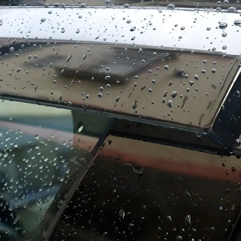 比亚迪黑色雨挡车窗遮雨板，汽车外部配件，防雨防风，适用于比亚迪车型。
