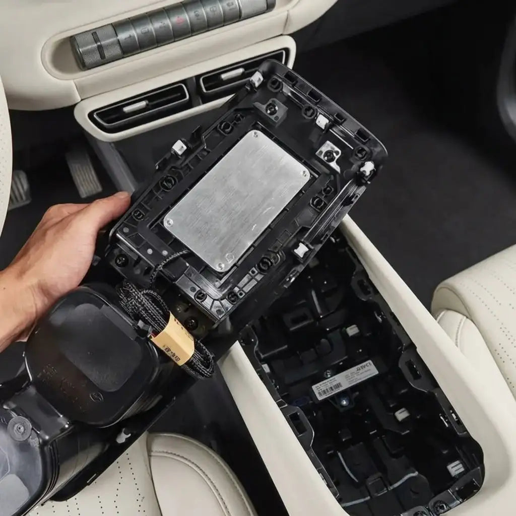 Qi Wireless Charging Module Fast Charger Pad for BYD Models | carblaze 2