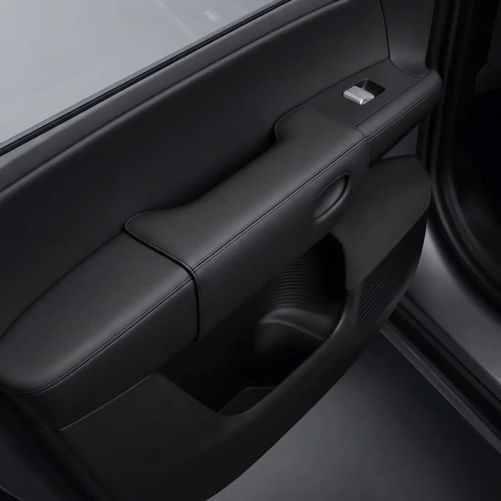 XPeng G6 / P7+ Door Armrest Panel Cover Trim Interior Decoration | carblaze 1