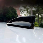 Shark Fin Trim Cover Lynk & Co1